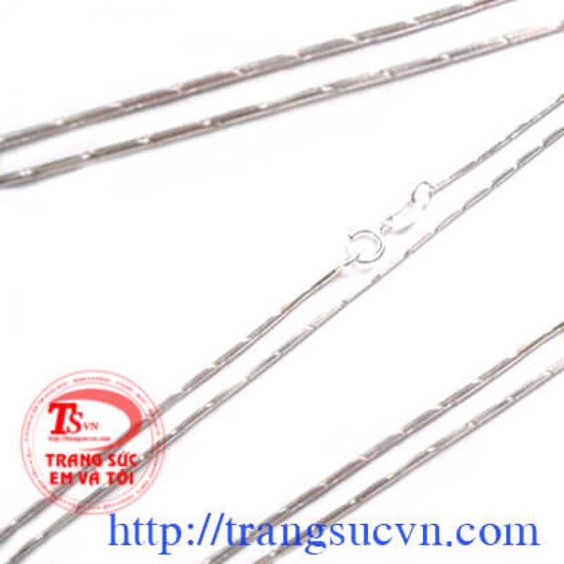 Dây chuyền bạc nhỏ