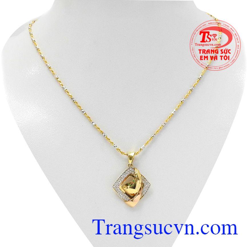 Bộ dây nữ xinh đẹp