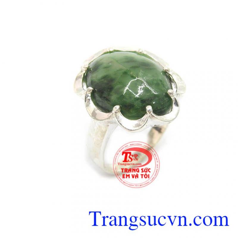Nhẫn nữ bạc sang trọng
