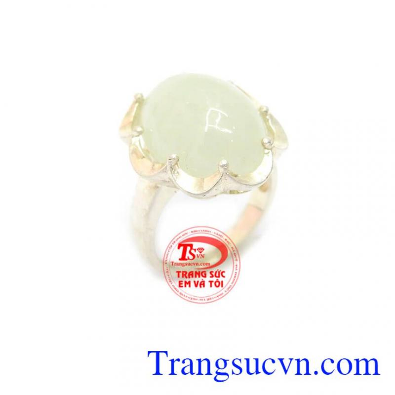 Nhẫn nữ bạc quý phái