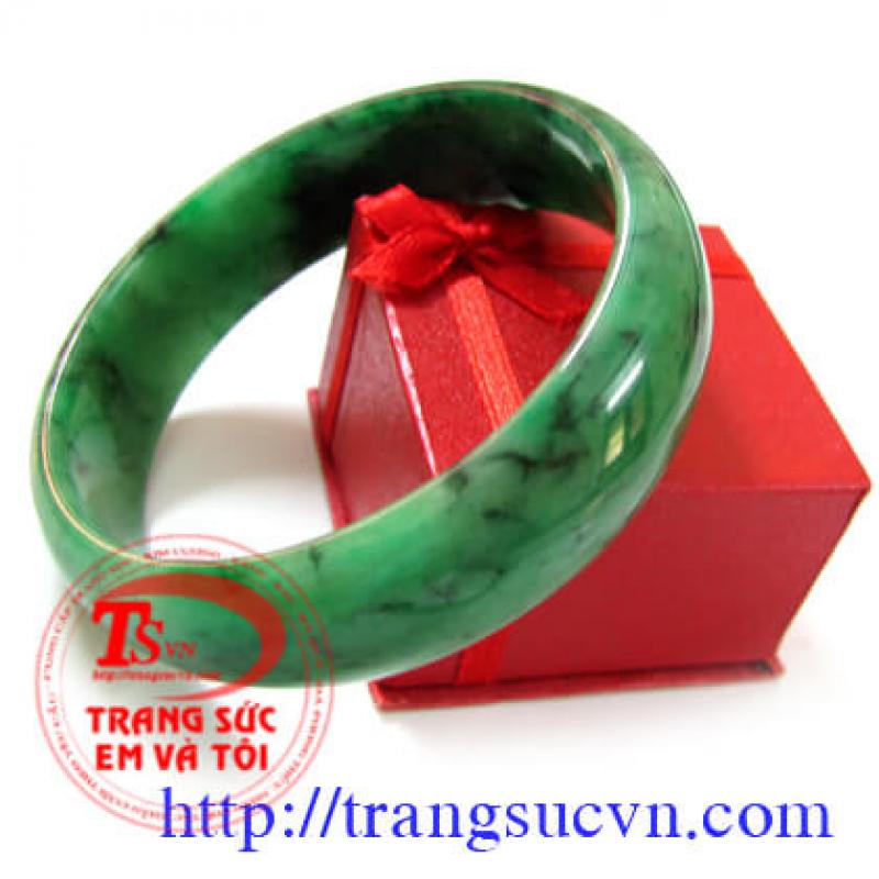 Vòng ngọc sơn thủy