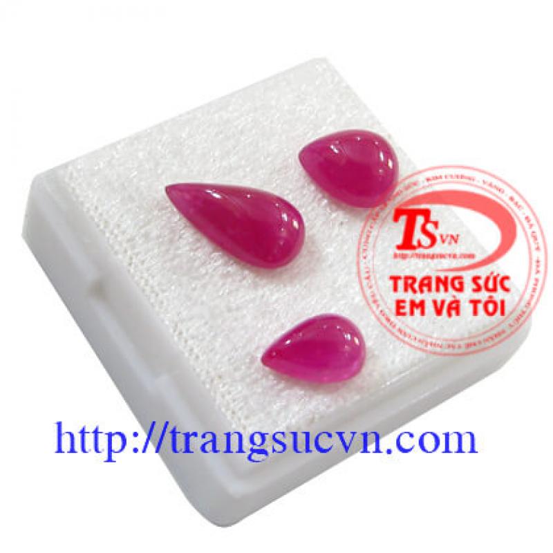 Bộ đá ruby mặt dây và bông tai