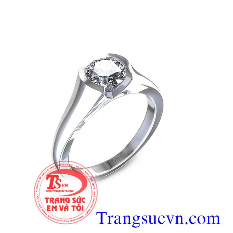 Nhẫn vàng trắng kim cương