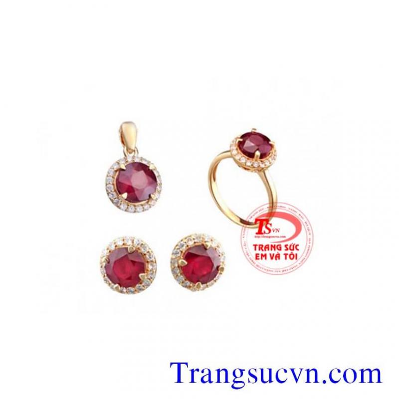 Ruby thiên nhiên nữ trang bộ