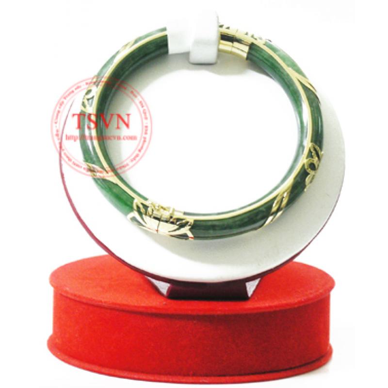 Vòng ngọc nạm vàng