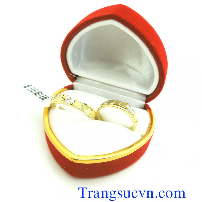 Nhẫn cưới nhỏ nhắn