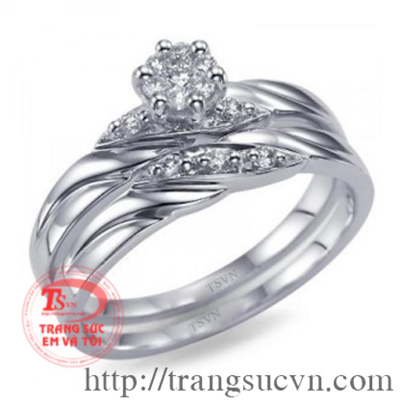 Cặp nhẫn cưới kim cương tinh tế