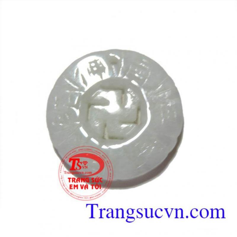 Mặt ngọc chữ VẠN