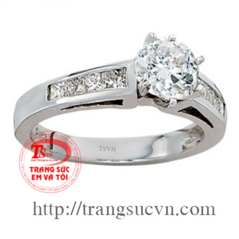 Nhẫn đính hôn đẹp chất lượng