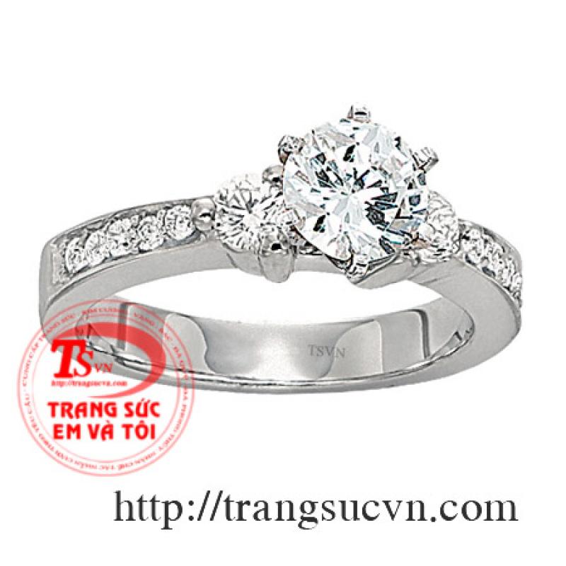 Nhẫn đính hôn đẹp sang