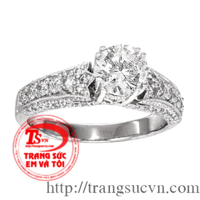 Nhẫn đính hôn kiểu mới