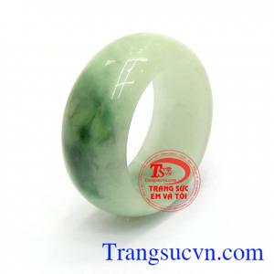 Nhẫn jadeite an yên