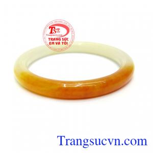 Vòng ngoc cẩm thạch màu vàng