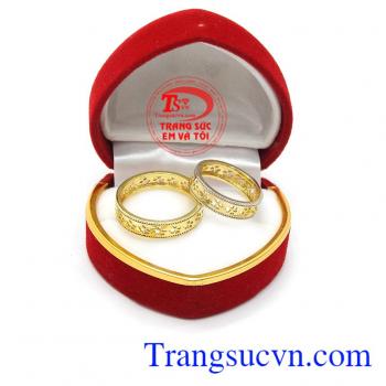 Nhẫn cưới hoa tinh tế