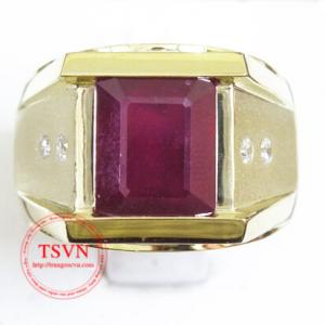 Nhân vàng tây gắn ruby