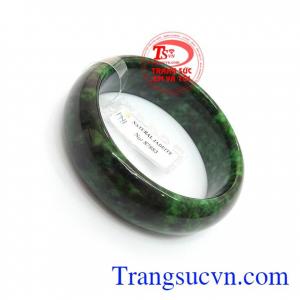 Vòng tay phỉ thúy đeo hợp phong thủy, Vòng tay tương hợp mệnh Mộc