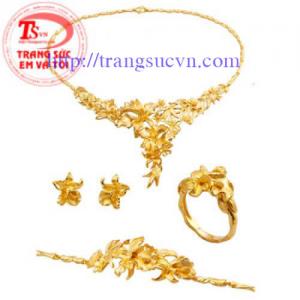 Bộ nữ trang vàng 999