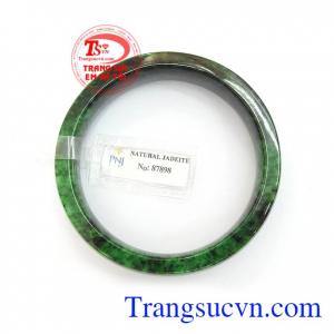 Vòng nay nữ ngọc sang trọng