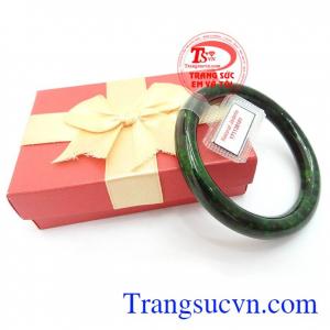 Vòng ngọc đeo tay tự nhiên chất lượng