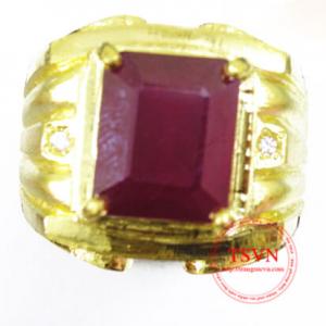 Trong Phong thuỷ, việc đeo nhẫn cũng được xem là một cách tăng sự may mắn và giảm sự hao tổn tài khí.