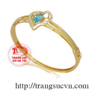 vòng tay gắn topaz