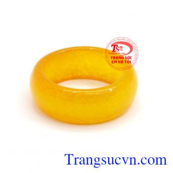 Nhẫn cẩm thạch quyền lực