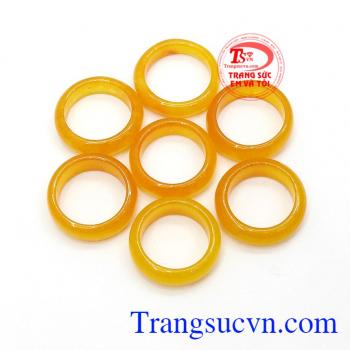 Nhẫn cẩm thạch mệnh kim