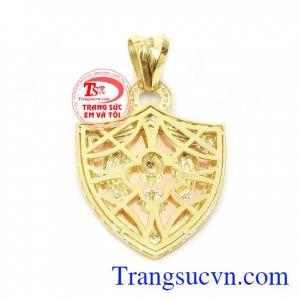 Mặt dây đại bàng tung cánh