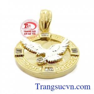 Mặt dây chim ưng mạnh mẽ