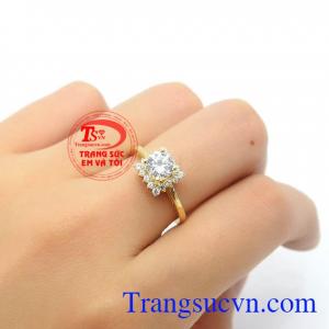 Nhẫn cô nàng sành điệu vàng 10k
