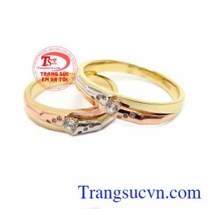 Nhẫn cưới uyên ương vàng 10kNhẫn cưới uyên ương vàng 10k