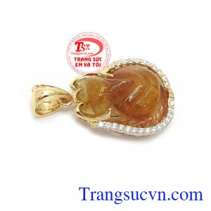 Mặt dây hồ ly tóc vàng nâu