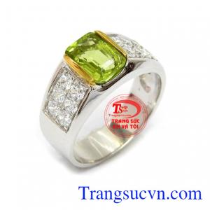 Nhẫn nam peridot sang trọng