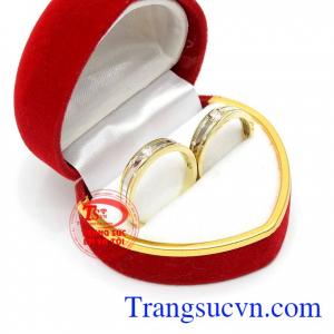 Nhẫn cưới hạnh phúc trăm năm