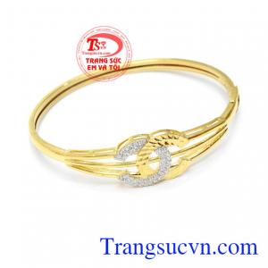 Vòng tay chanel tinh tế