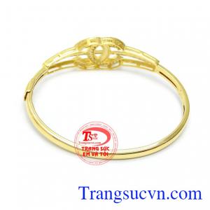 Sản phẩm vàng tây đẹp. Vòng tay chanel tinh tế