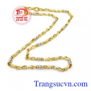 Dây chuyền nam vàng tây sang trọng