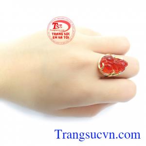 Nhẫn Nữ Tỳ Hưu Chiêu Tài