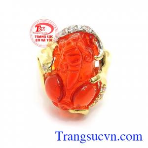 Nhẫn Nữ Tỳ Hưu Chiêu Tài