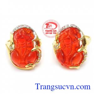 Nhẫn Nữ Tỳ Hưu Chiêu Tài