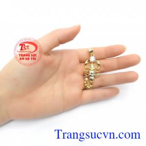 Mặt Dây Bọ Cạp Cá Tính