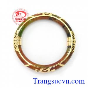 Vòng Ngọc Bọc Vàng Bình An chế tác đẹp. 