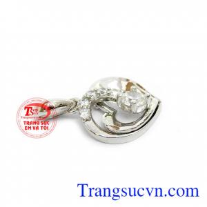 Sản phẩm đẹp là món quà dành tặng sinh nhật bạn nữ