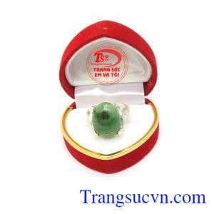 Nhẫn nữ ngọc cẩm thạch quý phái