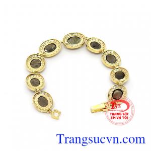 Lắc tay để thẳng