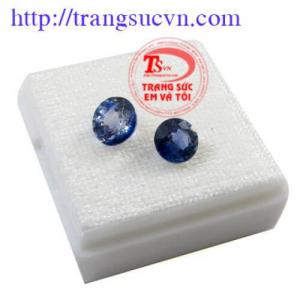 Bán cặp saphir thiên nhiên,Giá cap saphir thien nhien Có giấy kiểm định® cặp saphir thiên nhiên đá quý sapphire bán toàn quốc Trangsucvn.com -Website chuyên Trang sức Nam Nữ. Vàng bạc, quý, ngọc. Có quý và vàng. Đặt hàng tại Sức Em Và Tôi theo yêu cầu