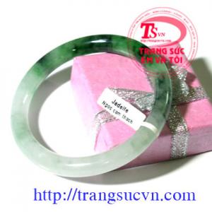 Vòng tay ngọc jadeite cho nữ