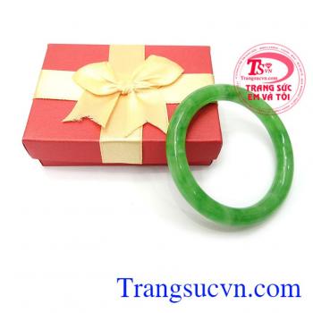 Vòng ngọc nước lý