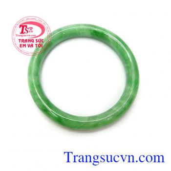 Vòng ngọc cẩm thạch TSVN