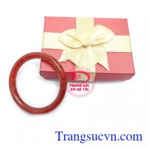 Vòng cẩm thạch đỏ